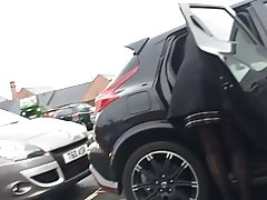 Parking milf chaudes jambes de co op