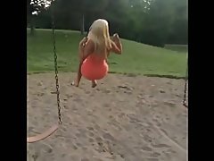 Un couple de pawgs gâté!!!