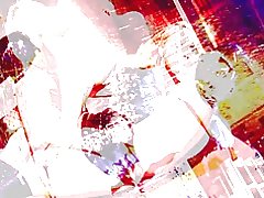 Lesbiennes chaudes fumer dans doigt cuir baisent mutuellement dans un cachot